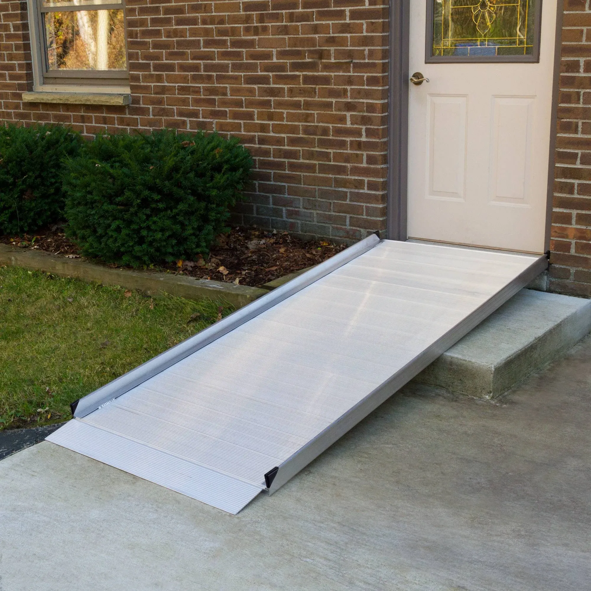 Silver Spring Aluminum Wheelchair Access Ramp - 6' L